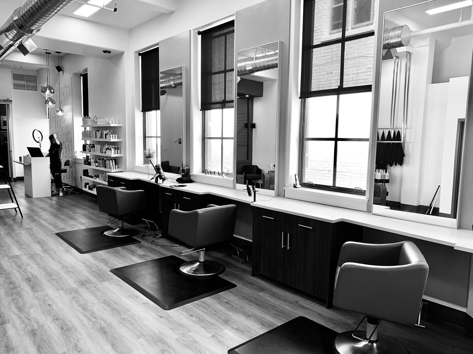 Salon Amaris — spletna stran frizerskega salona